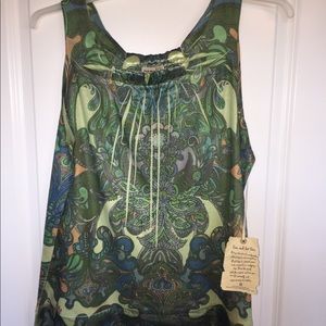 NWT Printed Tank Top